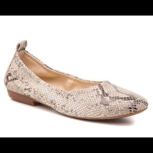 Beige snake skin Vince Camuto Flats